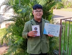 Bahrul Ulum, Mahasiswa Muda Probolinggo yang Menginspirasi Lewat Dunia Literasi