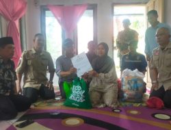 Ringankan Beban Korban : Baznas Garut dan Pemkab Salurkan Bantuan Kepada Keluarga Korban Tragedi Disposal Ledakan Amunisi di Cibalong.