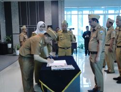 Bupati Garut Lantik Pejabat Fungsional di Dinas Kesehatan: Komitmen Pelayanan Kemanusiaan Jadi Landasan Utama