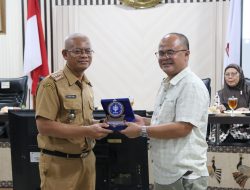 Pemkab Garut Sambut Mahasiswa KKNT IPB, Sekda Harapkan Mahasiswa Jadi Inspirasi bagi Masyarakat
