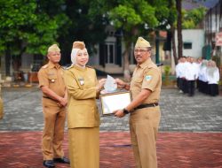 Bupati Garut Lantik Pengurus Forum Garut Sehat, Serahkan Penghargaan SAKIP Award 2024
