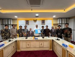 PW PII Jabar Poros Pelajar Jawa Barat Serahkan Naskah Akademik Evaluasi MBG kepada Anggota DPRD Jabar